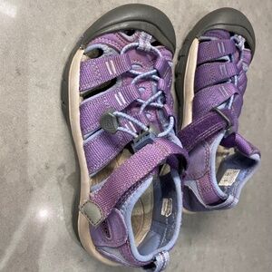 Keen washable kids purple sandals